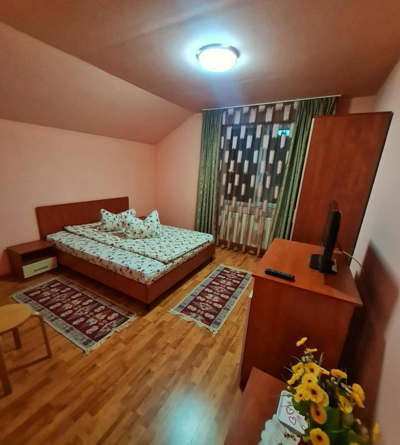 Hotel Pensiunea Sanziana Gran Varadino Esterno foto
